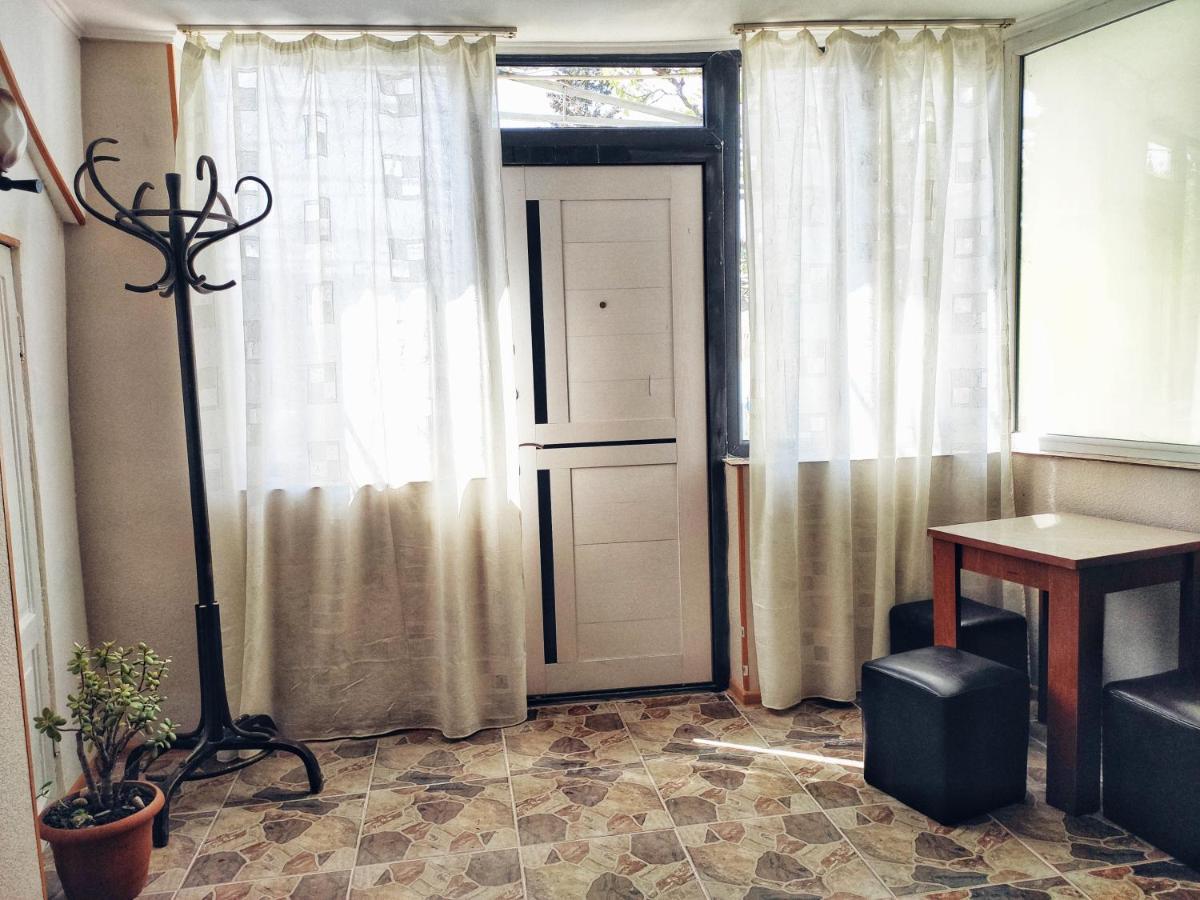 Guesthouse Ttt-1 Tiflis Dış mekan fotoğraf
